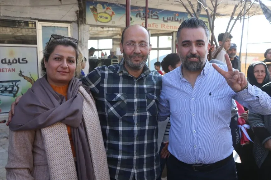 Tras 32 años en cárceles del Estado turco, un combatiente del Movimiento de Liberación del Kurdistán regresa a Şêxmeqsûd