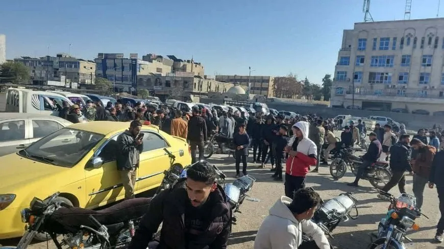 Las continuas protestas en Manbij condenan los crímenes de los mercenarios de la ocupación turca