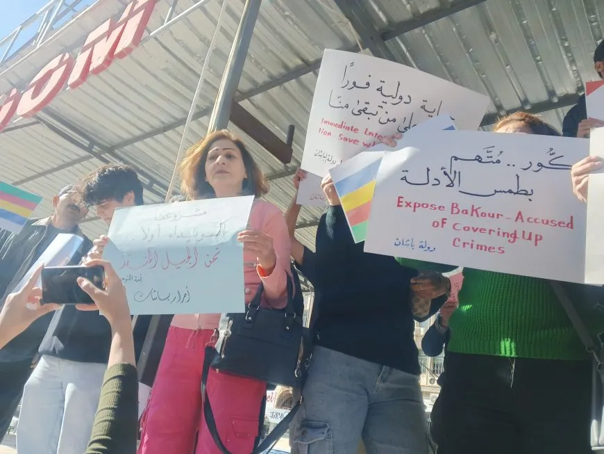Sweida se moviliza en solidaridad con las protestas en la costa y el interior de Siria