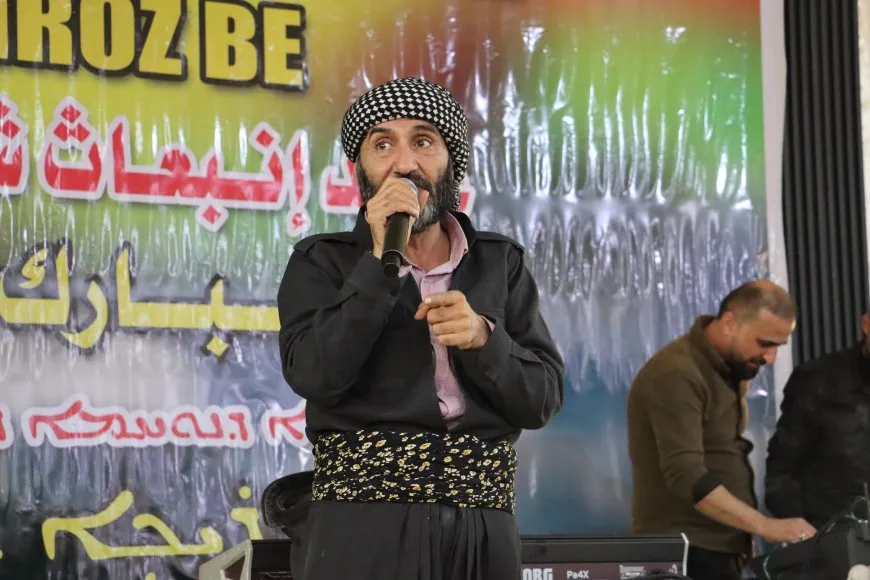 Los componentes de Jazira celebran el aniversario de la fundación del PKK