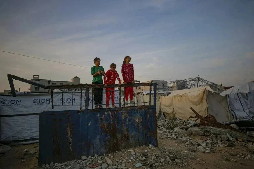 Dos niños mueren en ataques israelíes en Khan Yunis