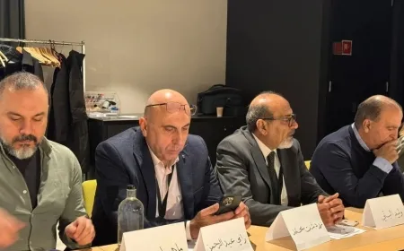 Figuras sirias en Bélgica apuestan por una visión política pluralista y un modelo descentralizado