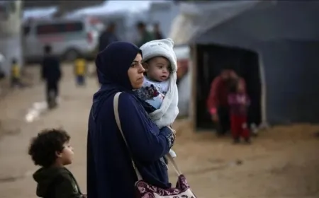The Guardian alerta sobre violencia sin precedentes contra mujeres embarazadas y niños en conflictos globales