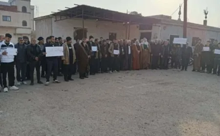 Residentes protestan por el asesinato de dos hermanos en el campo de Hama