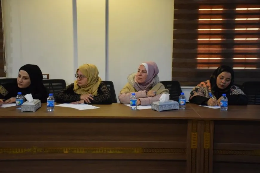 El Consejo de la Mujer Siria discute la situación de los derechos humanos durante el seminario