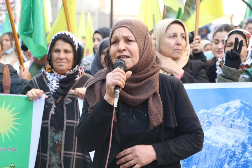 Las mujeres afirman que el llamamiento a la paz describe las características de la próxima etapa"