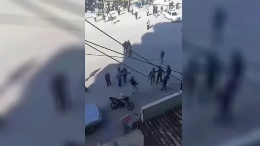 El gobierno de transición asalta y arresta a los manifestantes en Homs y Banyas