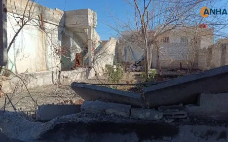 Destrucción por el bombardeo del gobierno interino en Deir Hafer