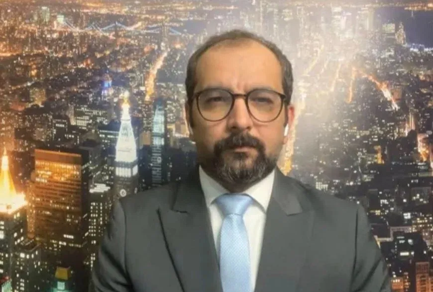 Investigador sirio advierte de trayectorias peligrosas para la escena siria
