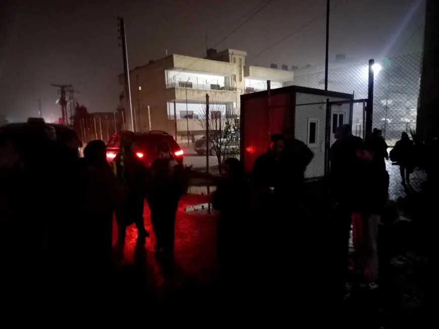 Multitudes de ocho ciudades avanzan hacia Alepo en apoyo a Sheikh Maqsoud