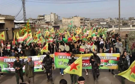 Miles de voces en Jazira corean: “¡Viva la resistencia de Rojava!”