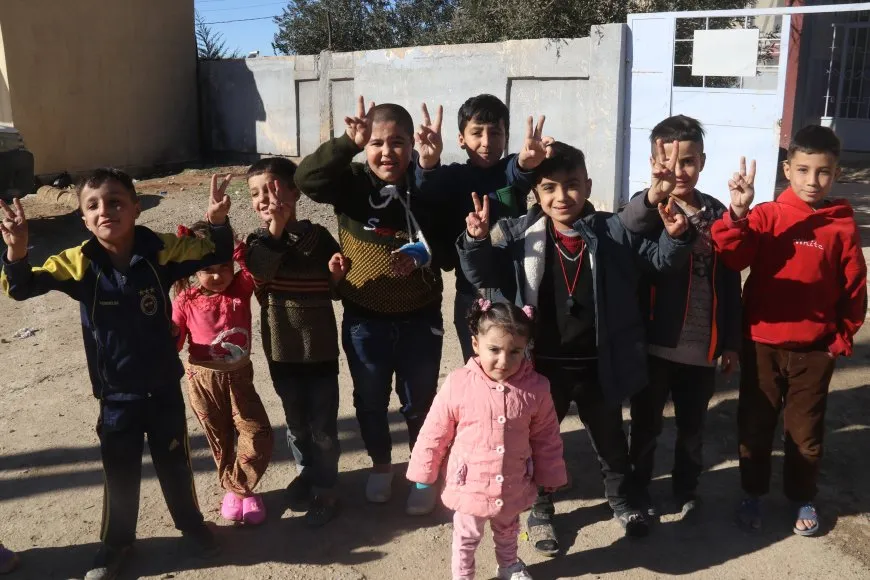 Los niños se enfrentan a duras condiciones humanitarias después del desplazamiento