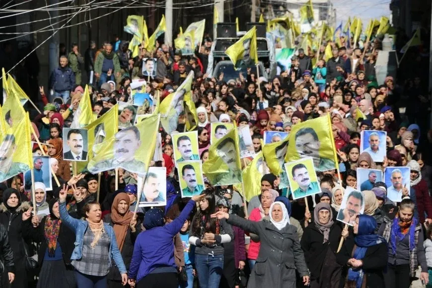 Mujeres de Tirbespiyê: La demanda de nuestro líder es la paz