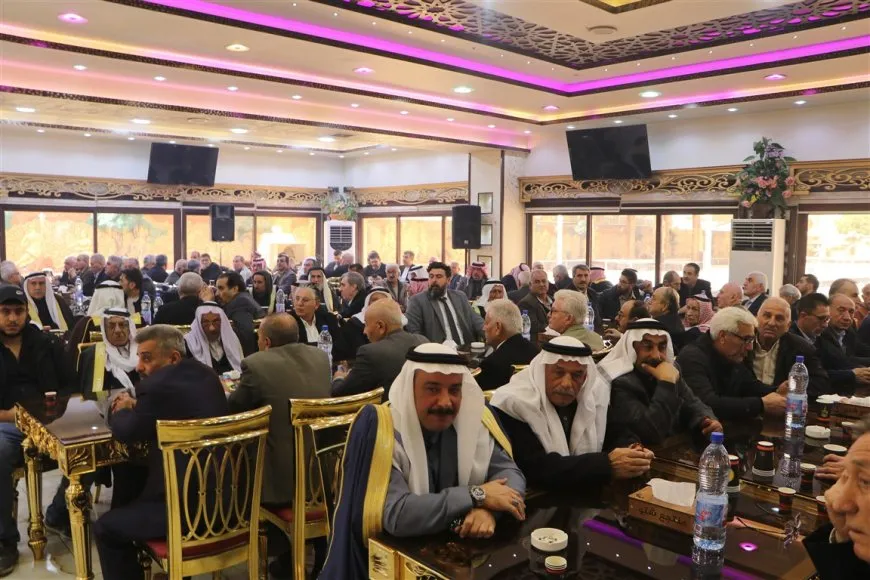 La reunión de notables en Hasaka comienza con la participación del Comandante en Jefe de las SDF