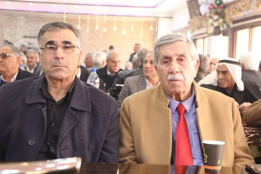La reunión de notables en Hasaka comienza con la participación del Comandante en Jefe de las SDF
