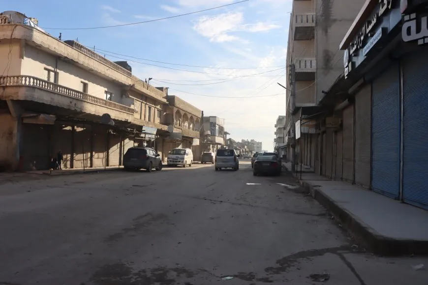 Colapso gradual del sector de la salud en Kobani debido al asedio