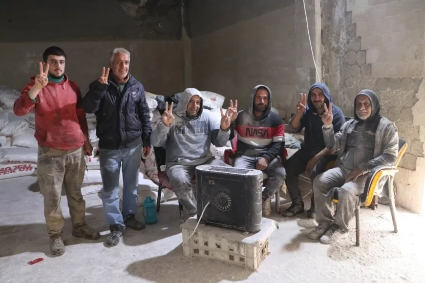 La historia de un hombre de 60 años que se enfrenta al asedio en Kobani