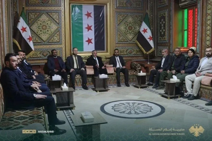 El gobernador de Hasaka discute el regreso desplazado de Afrin con la delegación del gobierno
