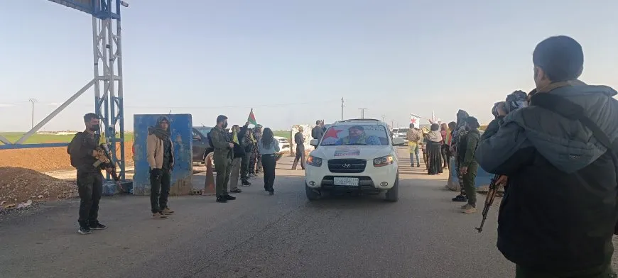 El cortejo fúnebre de Saleh Muslim llega a Qamishlo