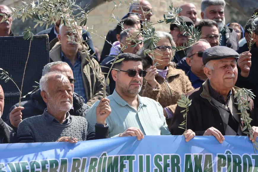 En el 8.º aniversario de la ocupación de Afrin, se rechaza el desplazamiento forzado y se reafirma el derecho al retorno