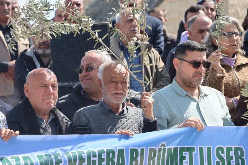 En el 8.º aniversario de la ocupación de Afrin, se rechaza el desplazamiento forzado y se reafirma el derecho al retorno