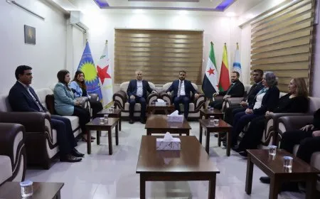 PYD y delegación del Gobierno de transición mantienen reunión en curso