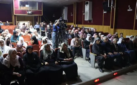 Un seminario en Derik llama a la unidad y destaca el papel de las mujeres
