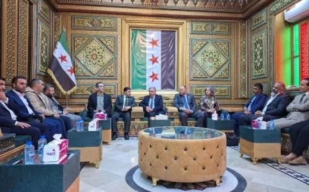 Continúan las conversaciones sobre la integración de tribunales y escuelas en el norte y este de Siria