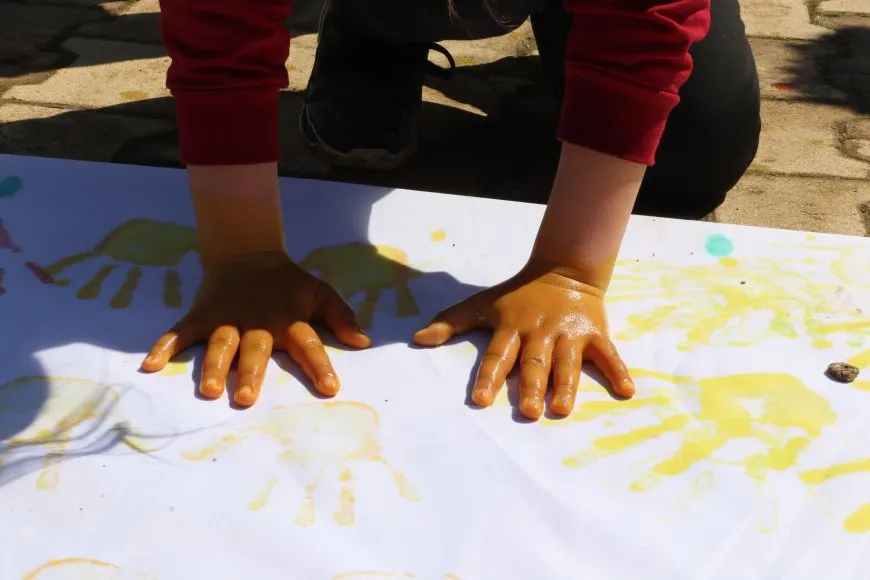 Los hijos de los mártires exigen libertad física para el líder el 4 de abril