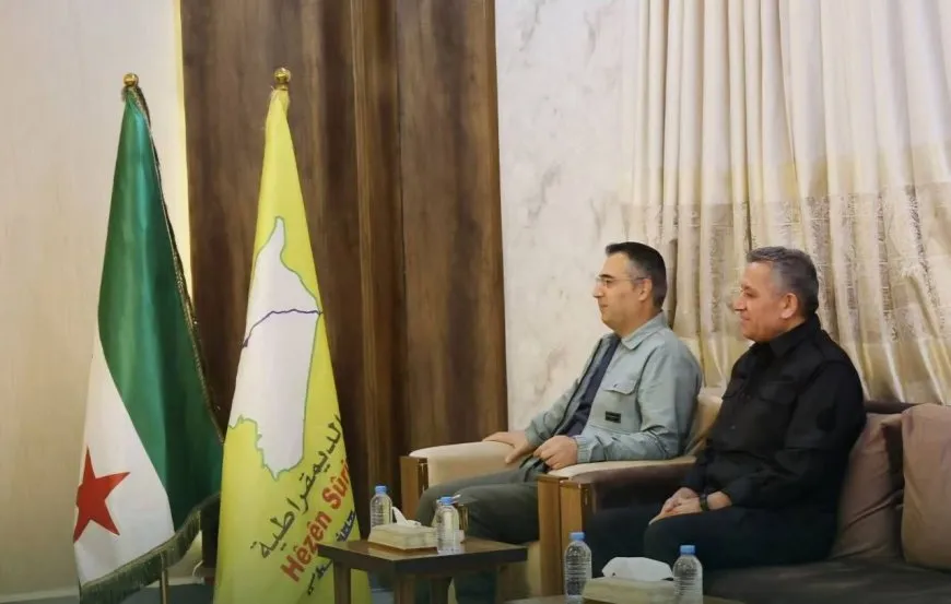 Las SDF y el Gobierno de transición continúan negociaciones sobre el retorno de desplazados y la integración institucional en Hasaka