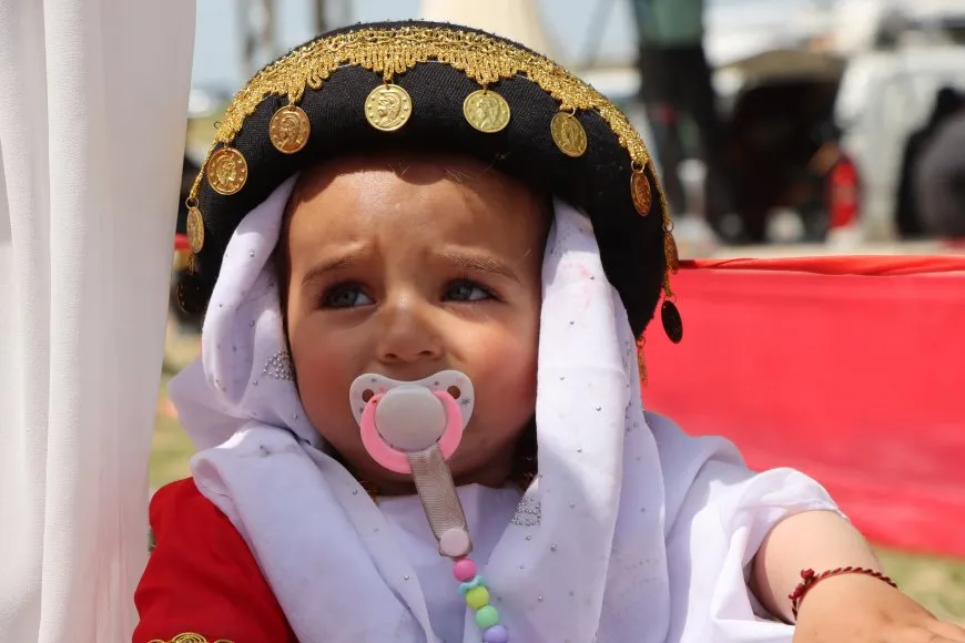 Celebración del Miércoles Rojo en Amuda destaca la defensa de los derechos yazidíes