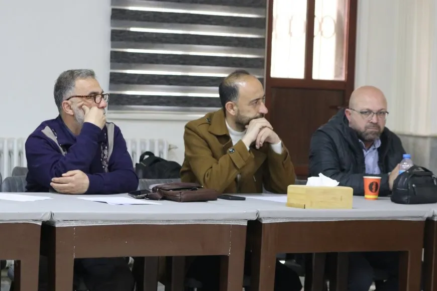 Foro de diálogo en Hasaka para discutir la situación de las personas desplazadas
