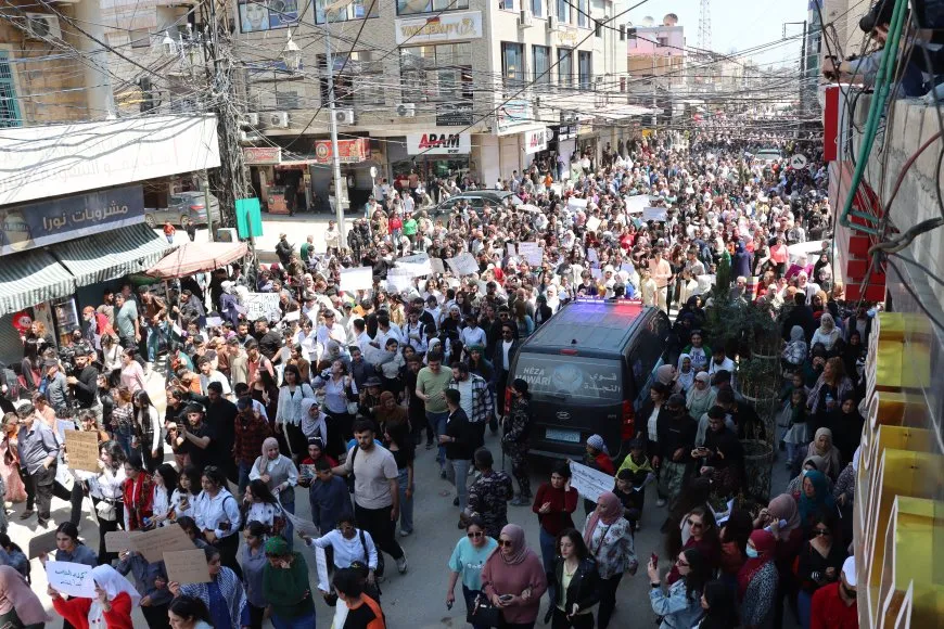 Miles en Qamishlo exigen el reconocimiento constitucional de la lengua kurda