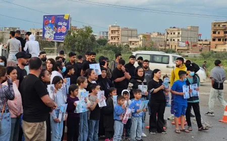 Las familias de detenidos continúan sus protestas en Rojava