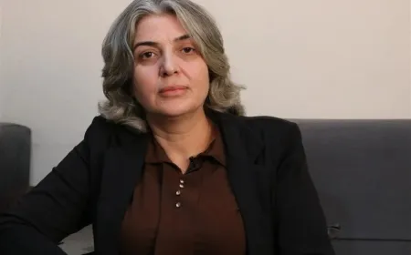 Jiyan Hassan aborda los derechos de las mujeres en la nueva Siria