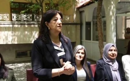 Pervin Buldan: El líder Ocalan realiza grandes esfuerzos para la aprobación de las leyes