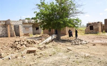 Los residentes de Dardara regresan gradualmente a su pueblo a pesar de la destrucción masiva