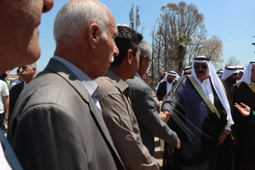 Líderes tribales kurdos y árabes destacan la unidad y el apoyo a la estabilidad en la Jazira