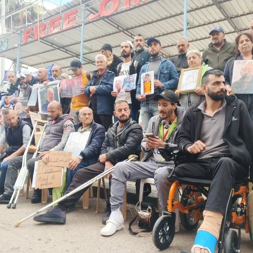 Las cuestiones de Suweyda resurgen: heridos y familias de desaparecidos encabezan protestas populares