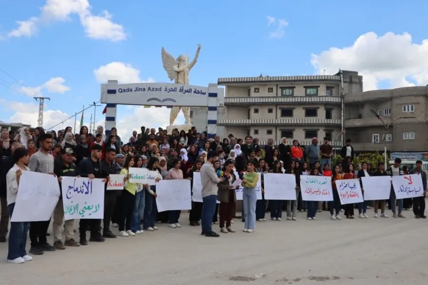 Residentes de Kobanê condenan nombramientos administrativos y la marginación del idioma kurdo
