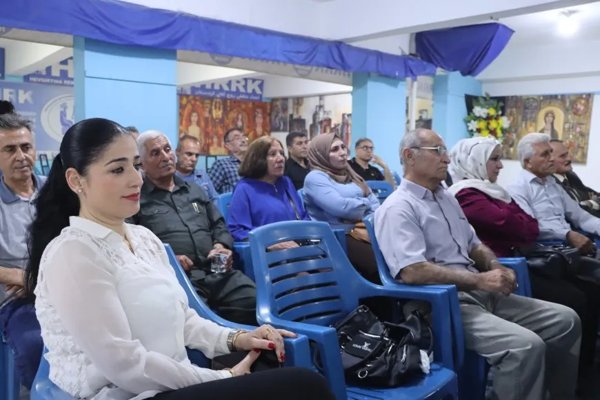 Eventos del Día de la Lengua Kurda celebrados en Qamishlo y Tirbespiye