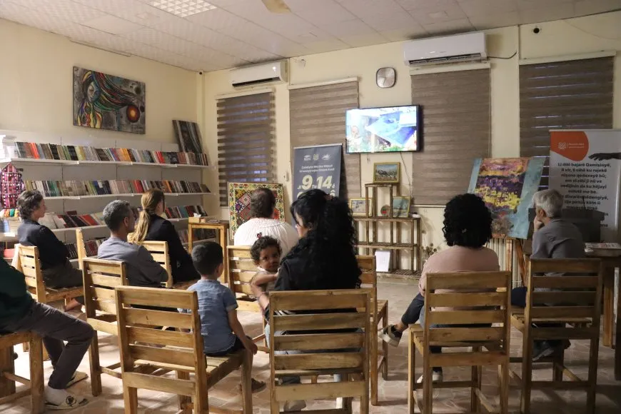 Eventos del Día de la Lengua Kurda celebrados en Qamishlo y Tirbespiye
