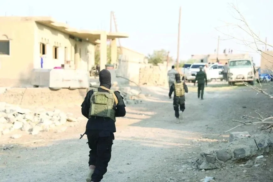 Un oficial del Ministerio de Defensa del gobierno interino sirio resulta herido en Deir ez-Zor