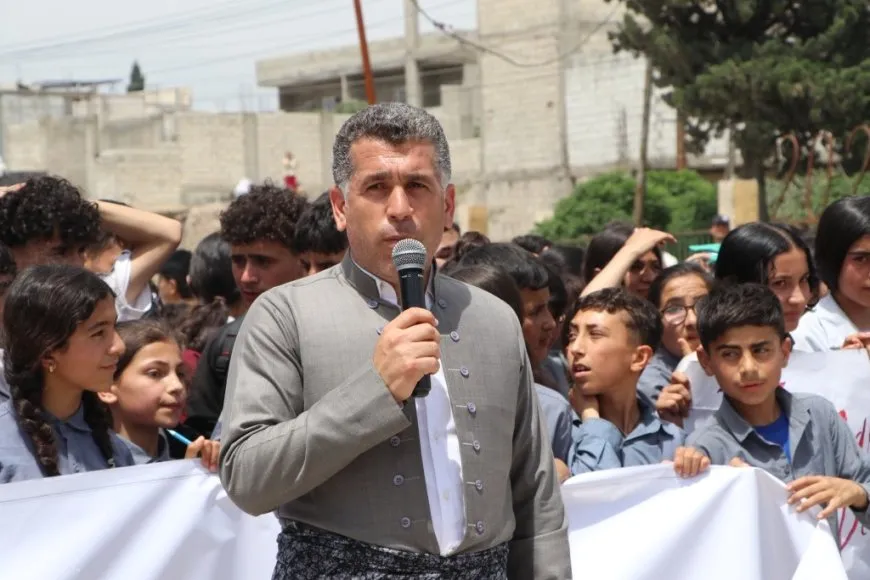 Desde la marcha en Kobanê: “Nuestra lengua es nuestra línea roja”