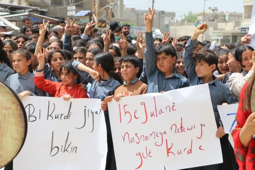 Desde la marcha en Kobanê: “Nuestra lengua es nuestra línea roja”