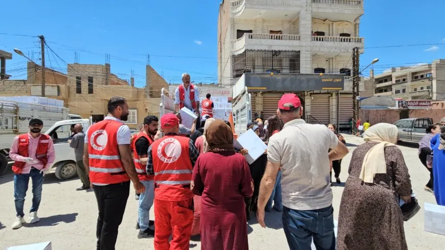 Distribuyen 7.000 cestas alimentarias a familias necesitadas en Hasaka