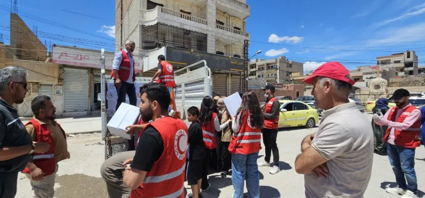 Distribuyen 7.000 cestas alimentarias a familias necesitadas en Hasaka
