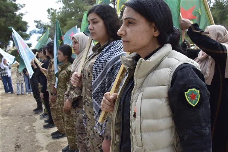  Protesta en Tel Tamer en apoyo de las YPJ