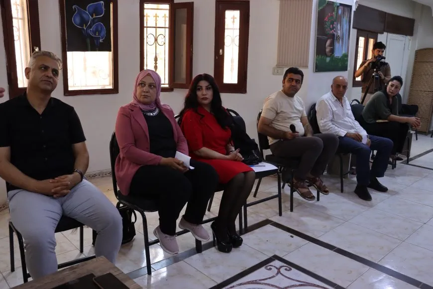 Una sesión en Qamishlo pide una solución legal al problema del "Cinturón Árabe"