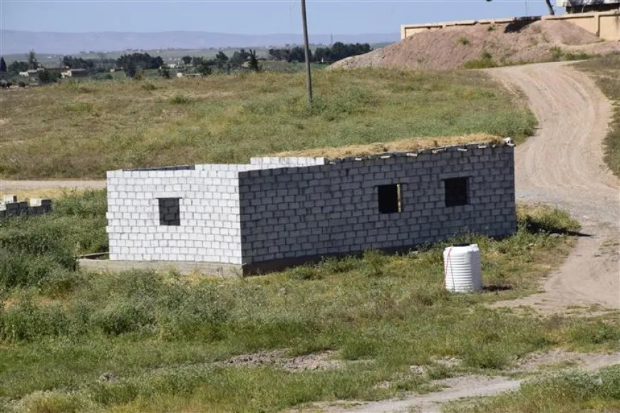 Retorno gradual de los residentes al pueblo de Um al-Keif al oeste de Tal Tamr
